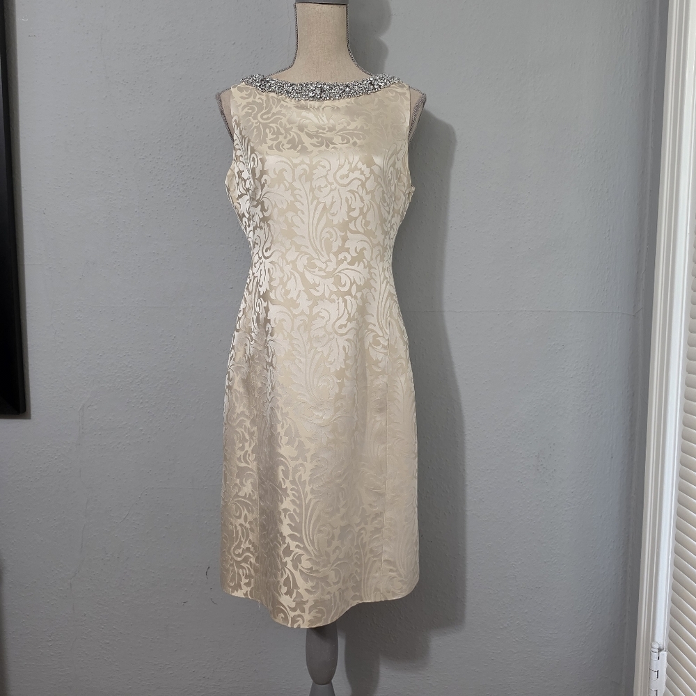 Banana Republic 100% Silk Off White Sheath Dress Floral Embellished Neckline S